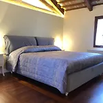 Donna Lucia Ponzano Veneto