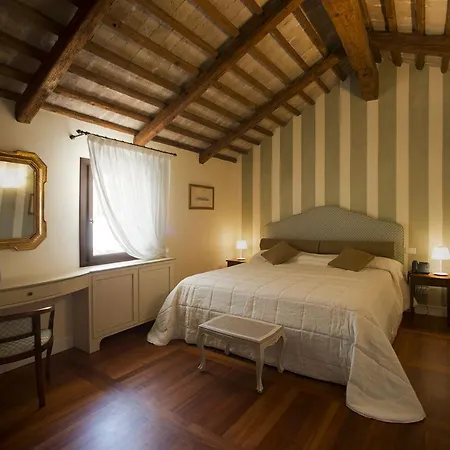 Donna Lucia Ponzano Veneto