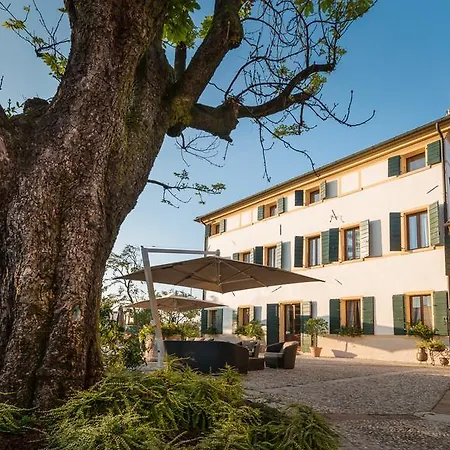 Hotel Donna Lucia 4*
