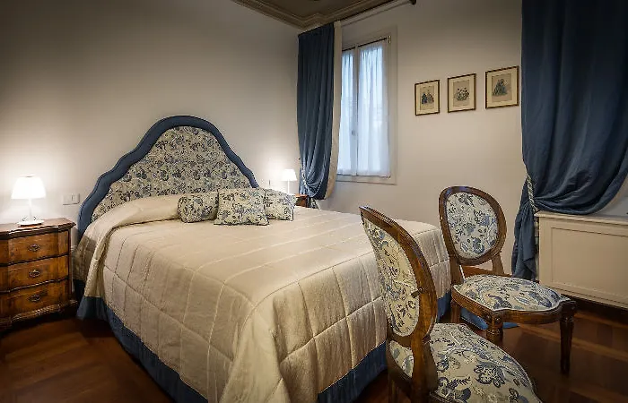 Donna Lucia Hotel 4*